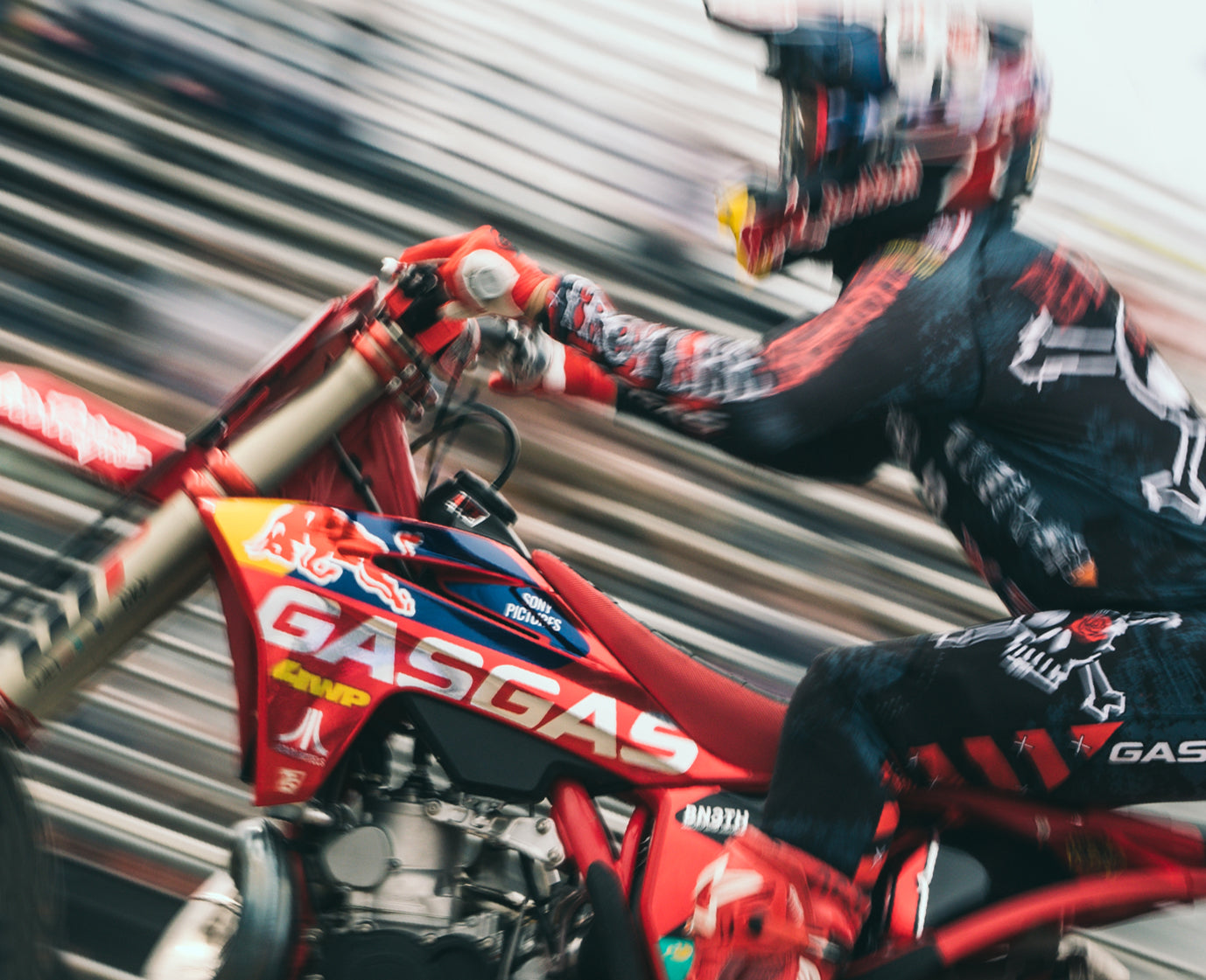 ULTRACURVE X1 HOLOGRAPHIC CHROME